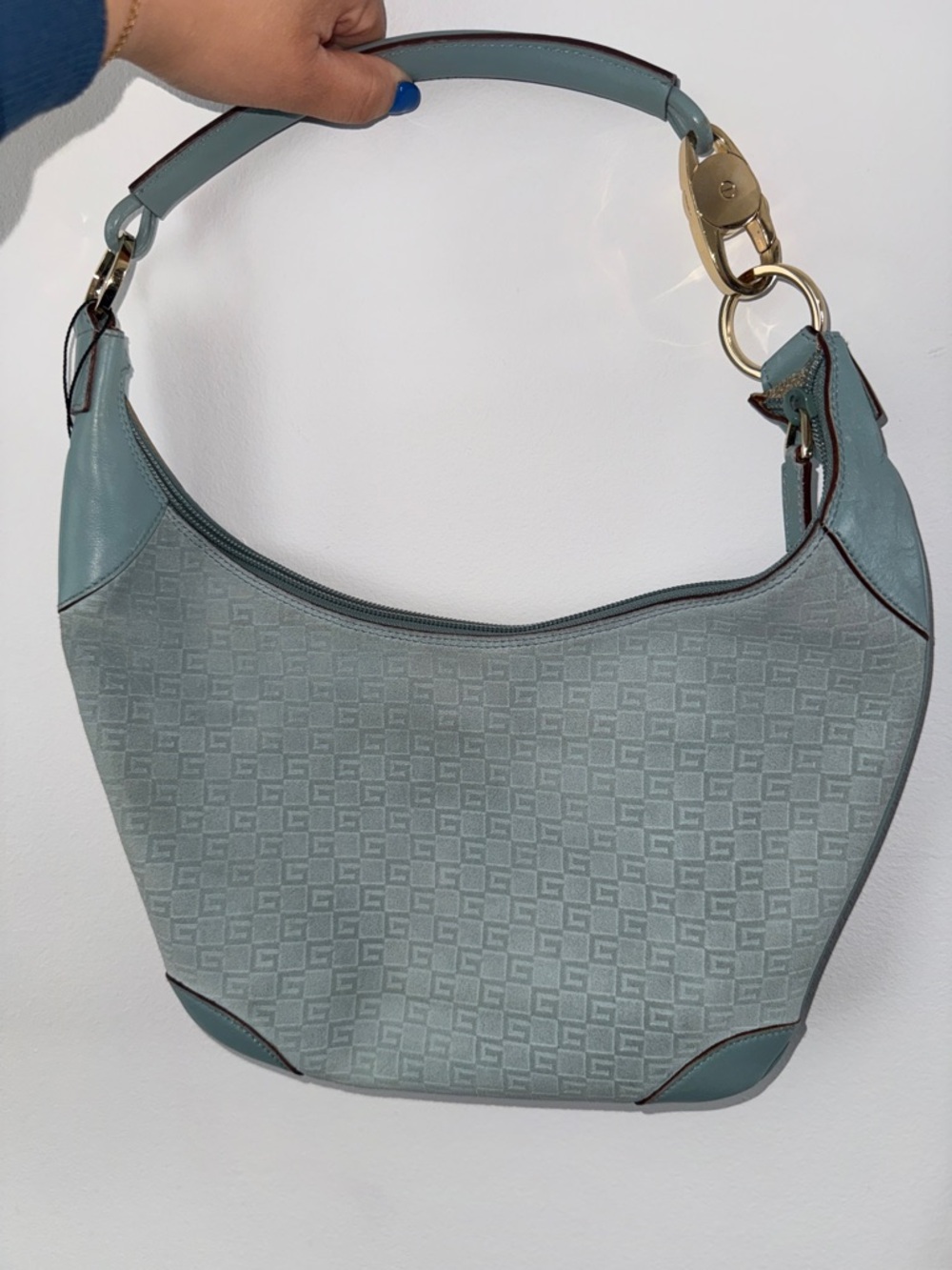 Gucci Authentic Shoulder Bag - Picture 2 of 15